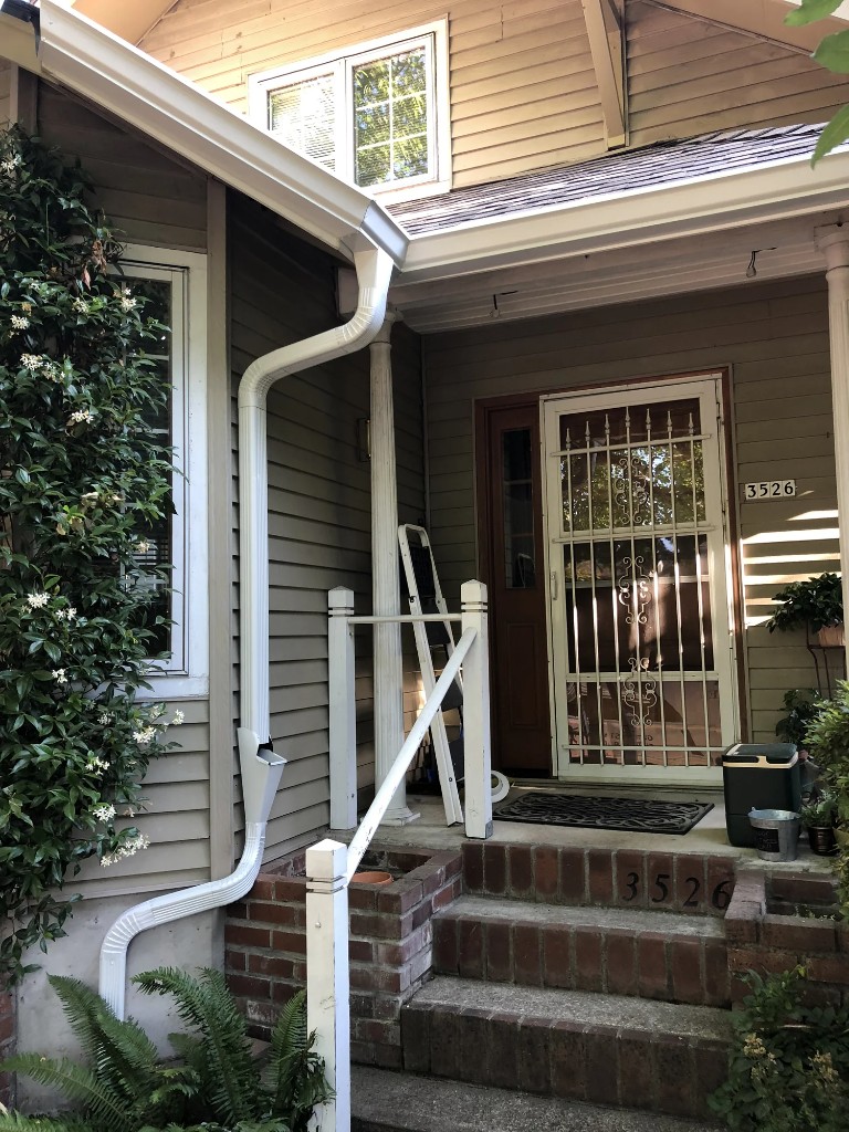 Gutter downspout installation on a Vancouver, WA home
